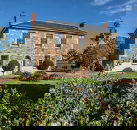 Penny's Hill Cellar Door - Accommodation Tasmania