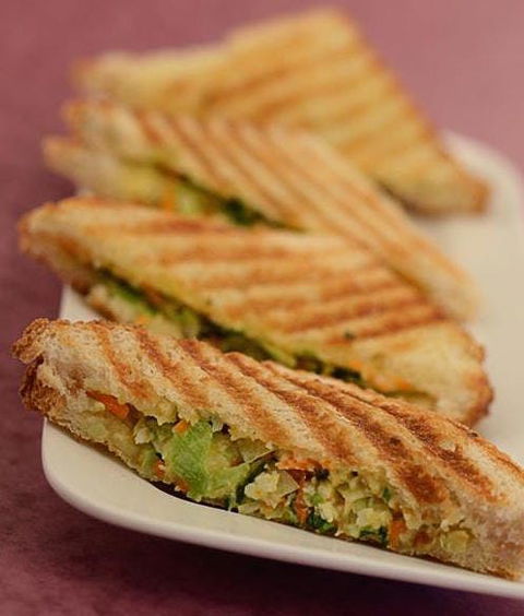 O'Bombay - Accommodation Tasmania 0