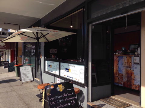 B-Line Cafe - Accommodation Tasmania 0