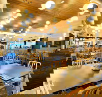Coolum Beach Hotel - Coolum Beach - Accommodation Tasmania