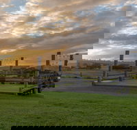 Mountain Ridge Wines - Accommodation Tasmania
