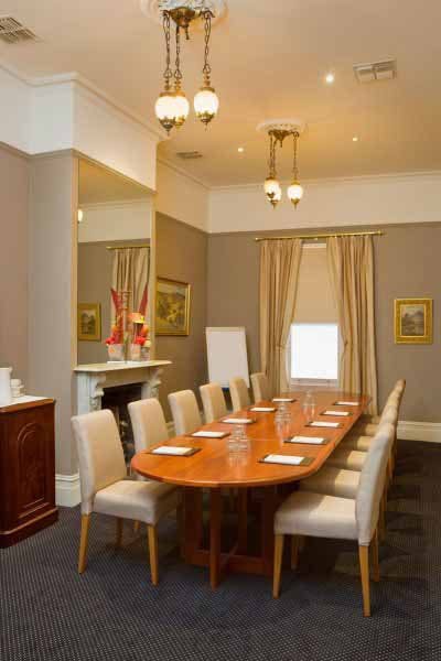 Edinburgh Hotel & Cellars - Accommodation Tasmania 0