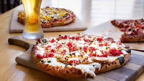 Alfresco Pizzeria & Wine Bar - Accommodation Tasmania 1