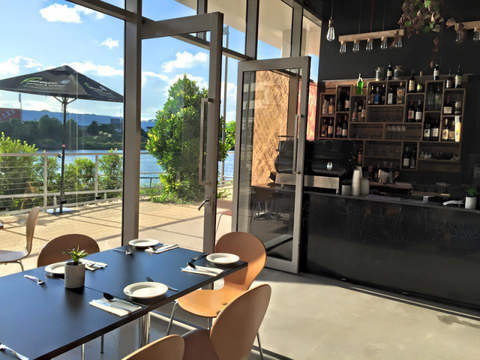 Alfresco Pizzeria & Wine Bar - Accommodation Tasmania 3