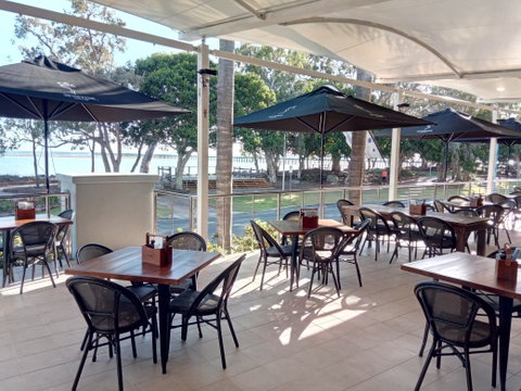 Salt Cafe Urangan - Accommodation Tasmania 0