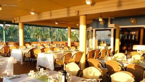 La Beach Restaurant - Accommodation Tasmania 1