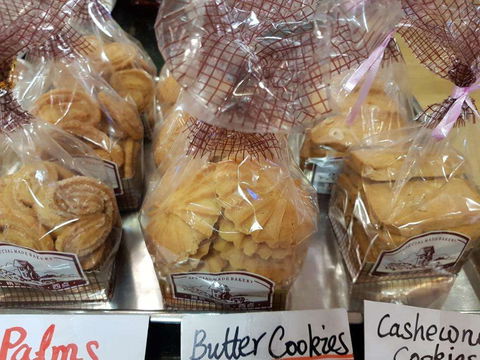 Cheung's Cakes & Cafe - Accommodation Tasmania 0