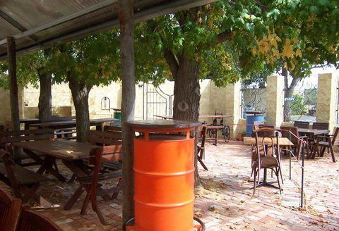 Ken's Humble Pie Shop - Accommodation Tasmania 5