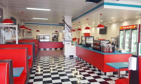 RJ's Rock N Roll Diner - Accommodation Tasmania 8