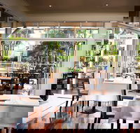 Poolside Restaurant - Accommodation Tasmania