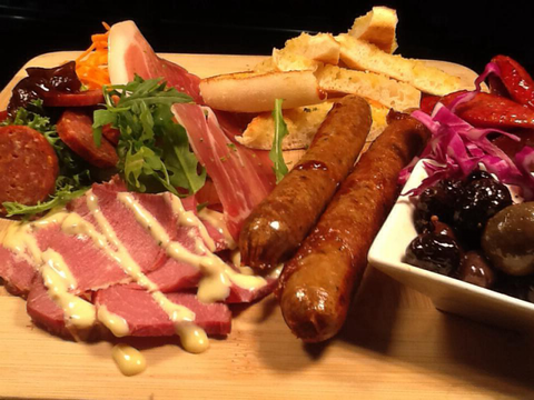 SSS BBQ Barns Tamworth - Accommodation Tasmania 2