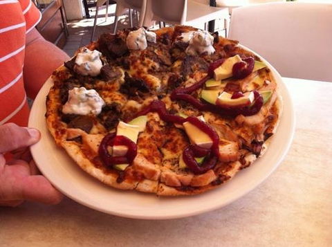 Zachary’s Gourmet Pizza Bar - Accommodation Tasmania 0
