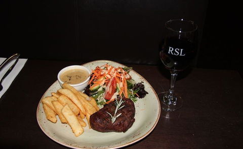 Rose Garden West Dubbo Thai Restaurant - Accommodation Tasmania 9