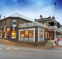 Deloraine Hotel Restaurant - Accommodation Tasmania
