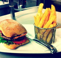 Margaret River Hotel - Accommodation Tasmania