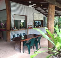 Blooms Cafe - Accommodation Tasmania