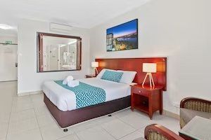The Coffee House Apartments & Bistro - Accommodation Tasmania 14
