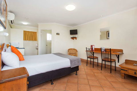 Glenmore Tavern - Accommodation Tasmania 6