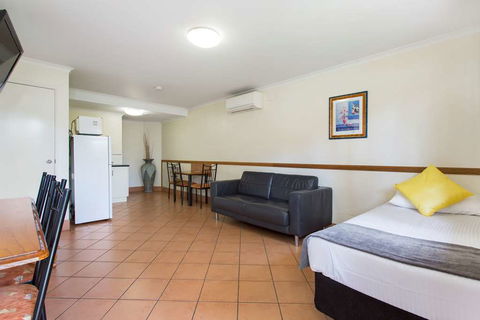 Glenmore Tavern - Accommodation Tasmania 7