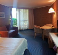 The John Hunter Motel - Accommodation Tasmania