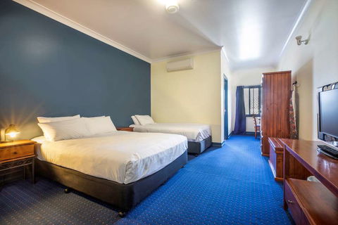 Atherton Hotel - Accommodation Tasmania 8