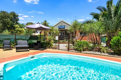 Comfort Inn Coach & Bushmans - Accommodation Tasmania 11