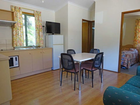 Adelaide Caravan Park - Accommodation Tasmania 6