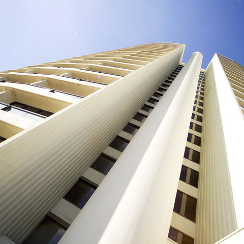 BreakFree Capital Tower - Accommodation Tasmania 1