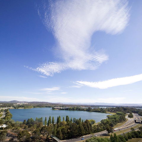 BreakFree Capital Tower - Accommodation Tasmania 2