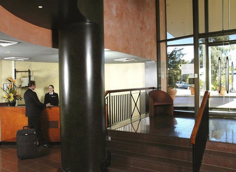 BreakFree Capital Tower - Accommodation Tasmania 3