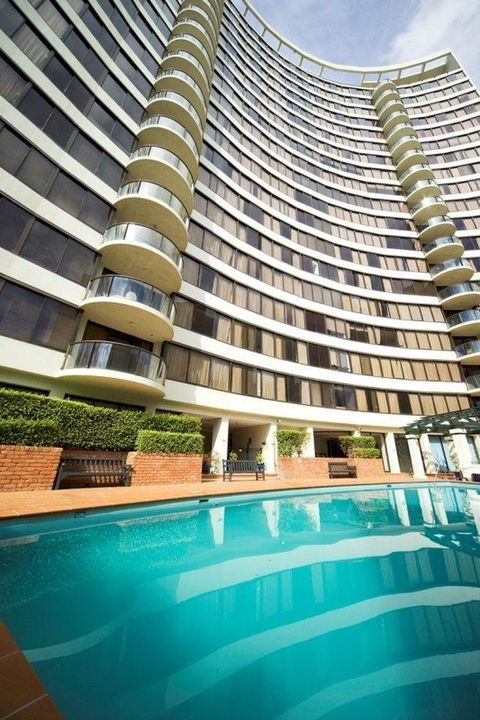 BreakFree Capital Tower - Accommodation Tasmania 11