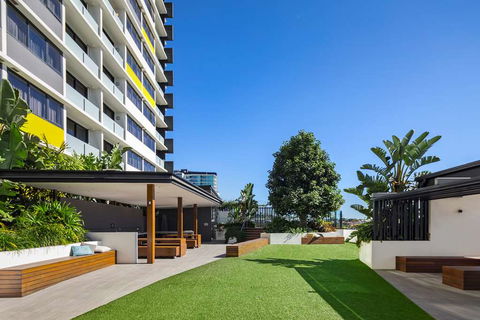 Alcyone Hotel Residences - Accommodation Tasmania 3