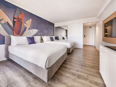 Novotel Surfers Paradise - Accommodation Tasmania 5
