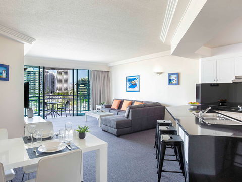 Mantra Crown Towers Surfers Paradise - Accommodation Tasmania 3