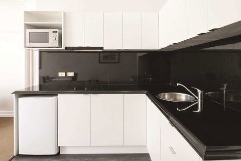 Adina Apartment Hotel Anzac Square - Accommodation Tasmania 8