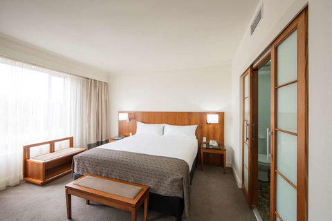 Majestic Roof Garden Hotel - Accommodation Tasmania 6