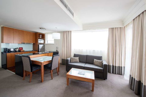 Majestic Roof Garden Hotel - Accommodation Tasmania 8