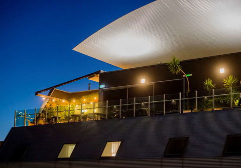 Majestic Roof Garden Hotel - Accommodation Tasmania 13