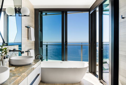 Langham, Gold Coast & Jewel Residences - Accommodation Tasmania 5