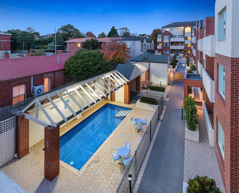 Aligned Corporate Residences Kew - Accommodation Tasmania 5