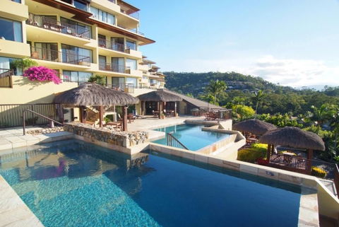At Waters Edge Resort - Accommodation Tasmania 3