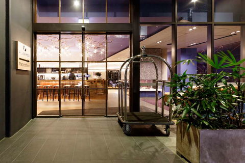 Alpha Mosaic Hotel - Accommodation Tasmania 3