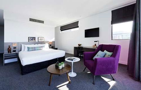 Alpha Mosaic Hotel - Accommodation Tasmania 10