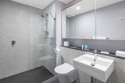 Meriton Suites Sydney Airport - Accommodation Tasmania 7