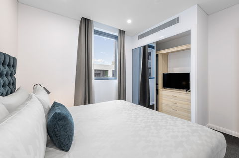 Meriton Suites Sydney Airport - Accommodation Tasmania 12