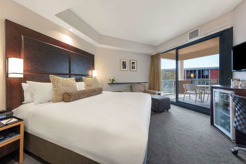 Amora Hotel Riverwalk Melbourne - Accommodation Tasmania 6