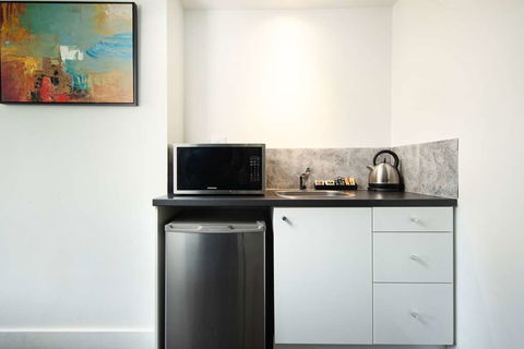 Comfort Hotel East Melbourne - Accommodation Tasmania 13