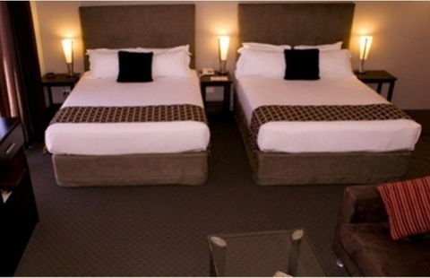 Joondalup City Hotel - Accommodation Tasmania 1