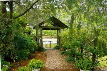 Kemeys Mountain Hideaway - Accommodation Tasmania 0