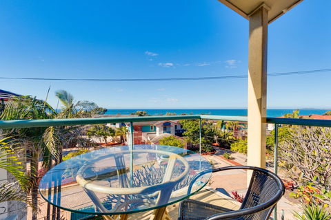 Aqualuna Beach Resort - Accommodation Tasmania 0